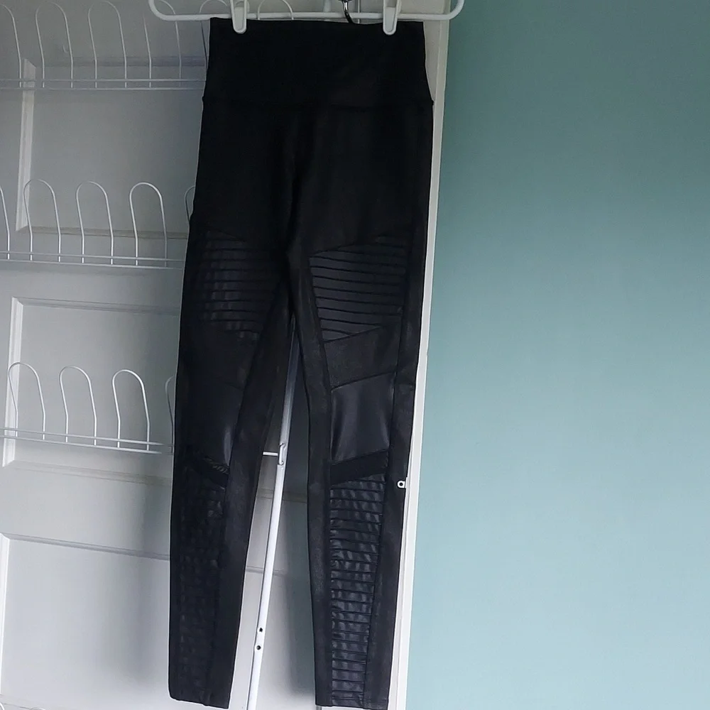 Alo High-Waist Moto Leggings Black Glossy 28